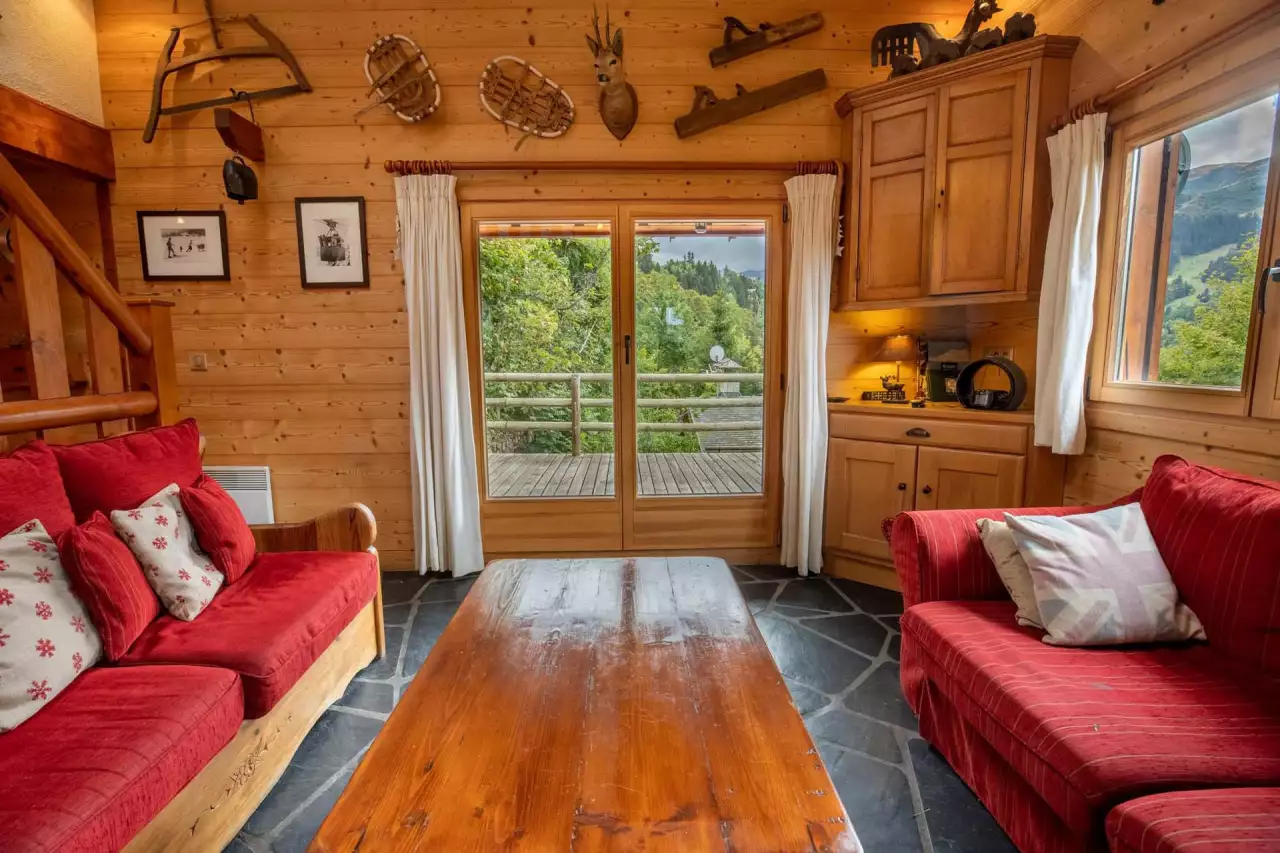 Cosy chalet  Close to the center  Mountain view  Spacious  Fireplace